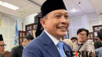 Wali Kota Malang terpilih, Wahyu Hidayat, sedang menjelaskan kepada media. (ska) - Wali Kota Malang Terpilih Siapkan Diri Hadapi Tantangan Pemerintahan Pusat