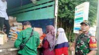 Babinsa Sukun Monitoring Gerakan Pangan Murah di Mulyorejo