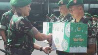 Dandim 0833 Bagikan Bingkisan Lebaran Bagi Keluarga Besar Kodim 0833/Kota Malang