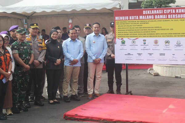 Dandim 0833 Hadiri Apel Gelar Pasukan dan Deklarasi Cipta Kondisi Kota Malang