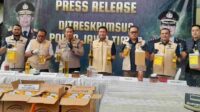 Dua Gudang Pemalsu Minyakkita Digrebek, Polisi Sita 14 Ton Minyak Palsu