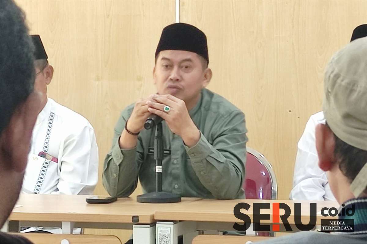 Dirut Perumda Tugu Tirta, Priyo Sudibyo menjelaskan kesiapan timnya selama libur IdulFitri. (rhd) - Tugu Tirta Siaga 24 Jam Selama Libur IdulFitri, Pastikan Layanan Aman Tanpa Gangguan