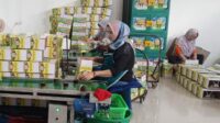 Produsen Sari Apel Kebut Produksi Penuhi Pesanan Lebaran 2025
