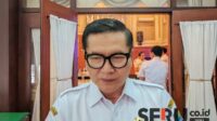 Kepala Dinkes Kota Malang, dr. Husnul Muarif, memaparkan hasil uji sampel makanan dan minuman dari sidak pasar takjil. (ws13) - Dinkes Kota Malang Sidak Pasar Takjil, Begini Hasil Uji Sampel Makanan