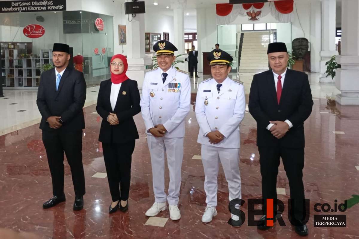 Ketua dan Wakil Ketua DPRD, Wali Kota dan Wakil Wali Kota, serta Pj Wali Kota Malang. (rhd) - Sertijab Wali Kota, Ketua DPRD Kota Malang: Perkuat Sinergi Demi Kemajuan Daerah