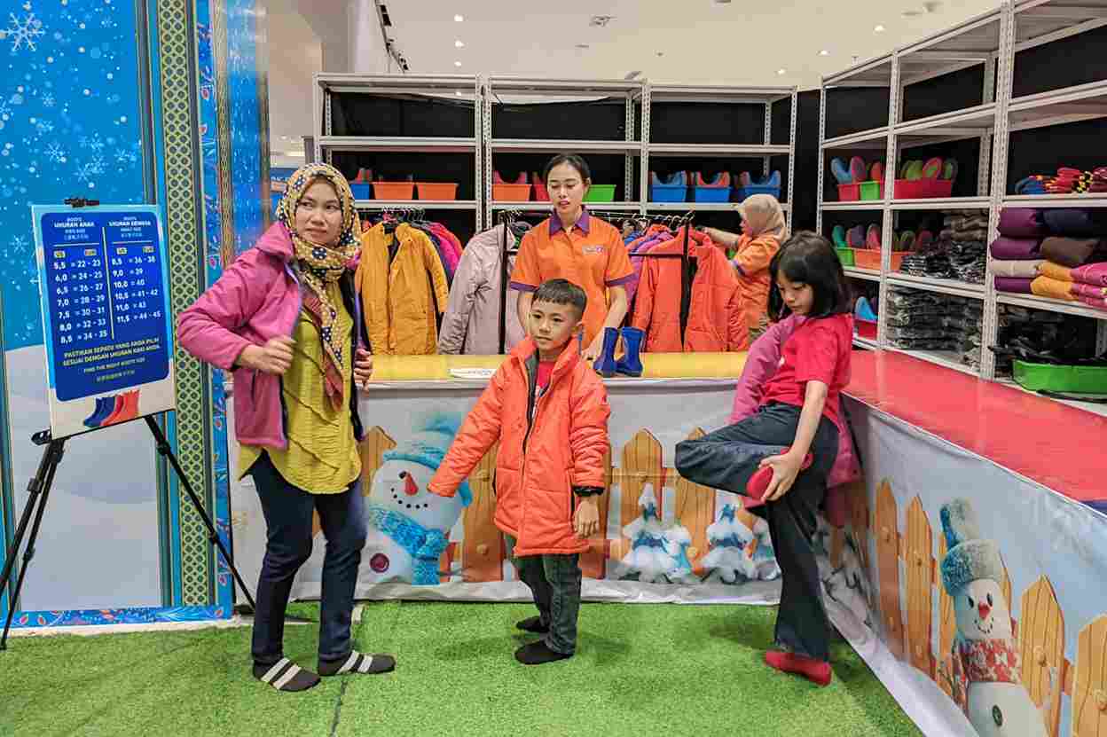 Transtudio Mini Hadirkan Frozen Land di Malang, Nikmati Sensasi Seru Bermain Salju