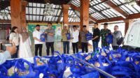 Jawa Timur Park Grup Sumbang 2000 Bingkisan untuk Masyarakat Melalui Pemkot Batu