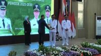 Gubernur Jatim Hadiri Serah Terima Jabatan Wali Kota Batu