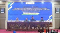 Rektor UM, diapit Wakil Rektor I dan Direktur Sarpras Aset UM. (*/rhd) - UM Tak Perpanjang Pinjam Lahan SMAN 8 dan SMPN 4, Rektor: Hasil Temuan BPK