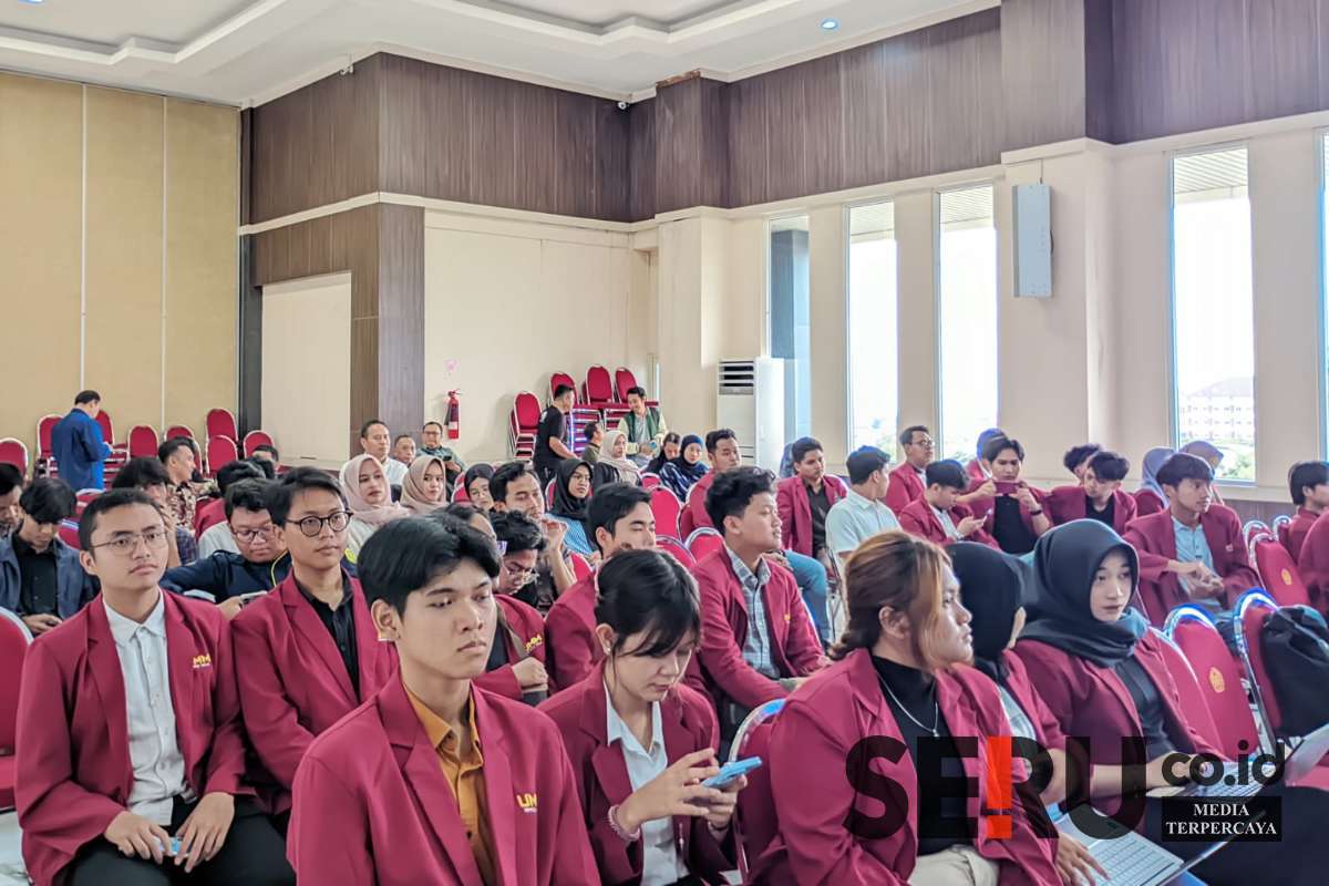 Seminar MPR RI terkait urgensi transisi energi menarik perhatian banyak mahasiswa UMM. (ws13) - Sambangi UMM, MPR RI Kampanye Urgensi Transisi Energi untuk Perbaiki Kualitas Lingkungan