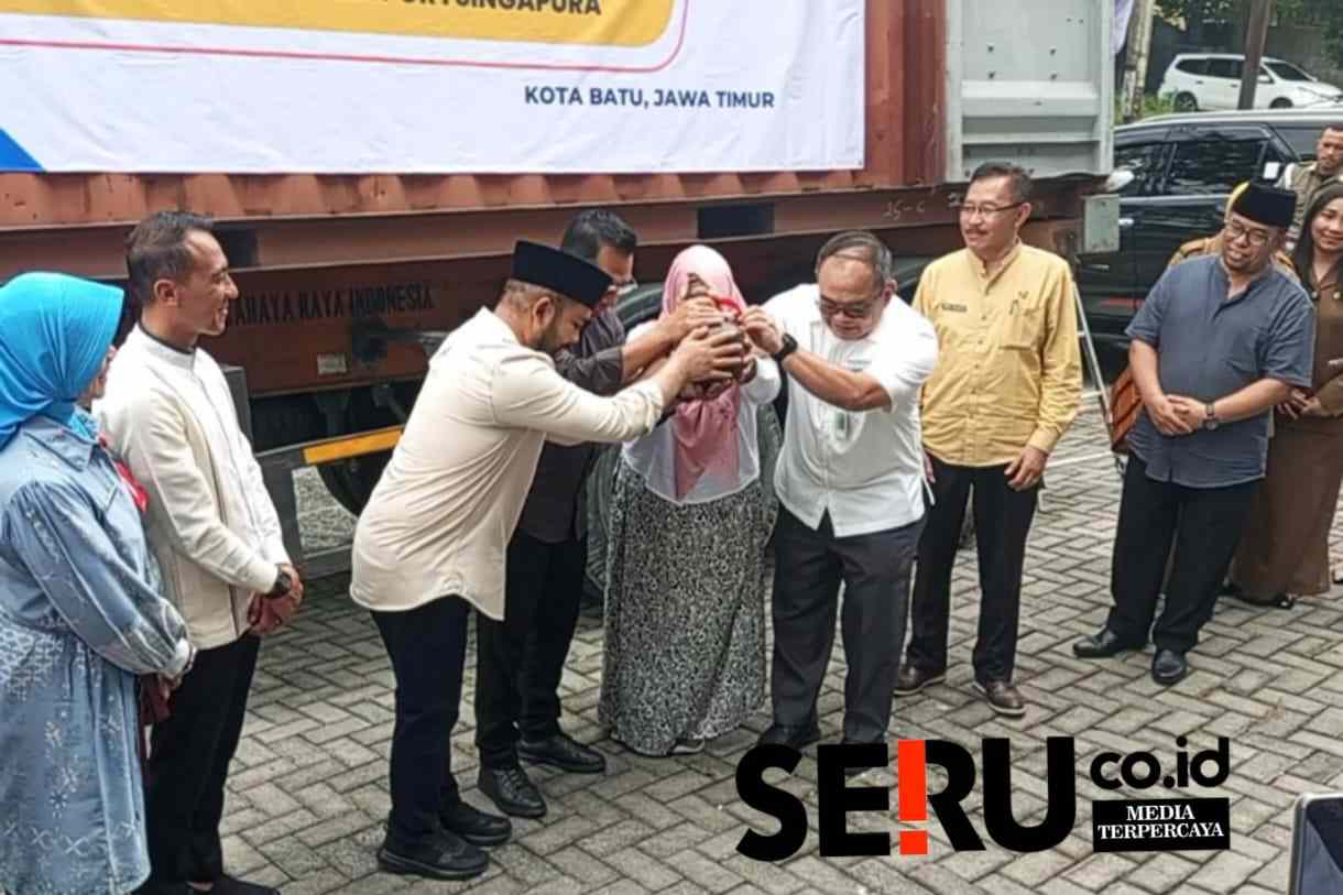 Wali Kota Nurochman Saksikan Pelepasan Ekspor Kripik Sayur dan Buah dari Batu ke Singapura