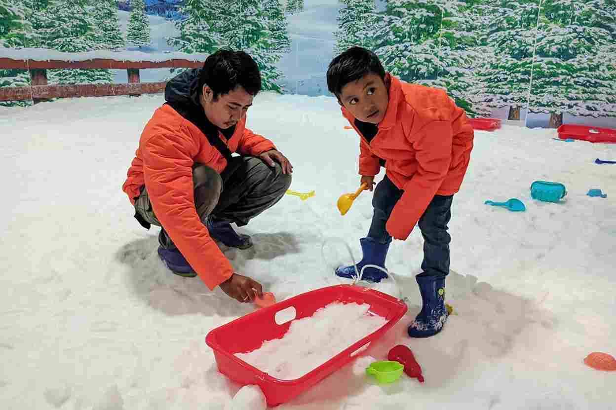 Transtudio Mini Hadirkan Frozen Land di Malang, Nikmati Sensasi Seru Bermain Salju