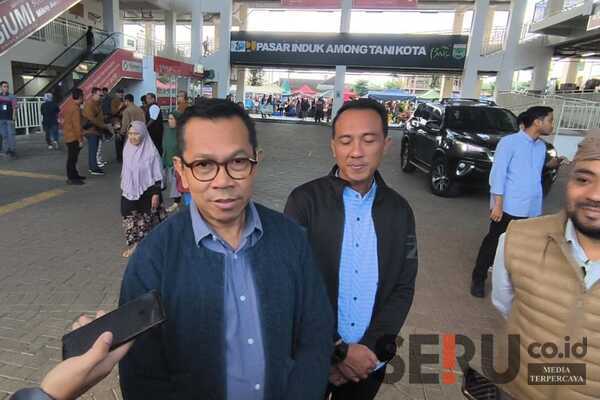 Pemkot Batu Janji Segera Perbaiki Kebocoran Atap Pasar Induk Among Tani