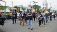 Massa Aksi Meminta Kejaksaan Periksa Mantan Kadis dan Salah Satu Timses Bupati