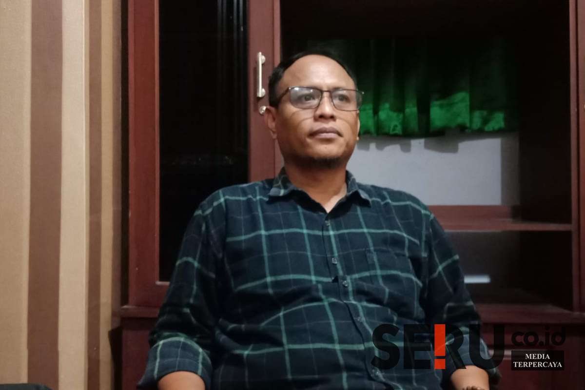 Anggota Komisi III DPRD Situbondo, Johanton. (Seru.co.id/aza) - Anggota DPRD Situbondo Dorong Pemkab Agar Segera Bentuk Tim Sembilan