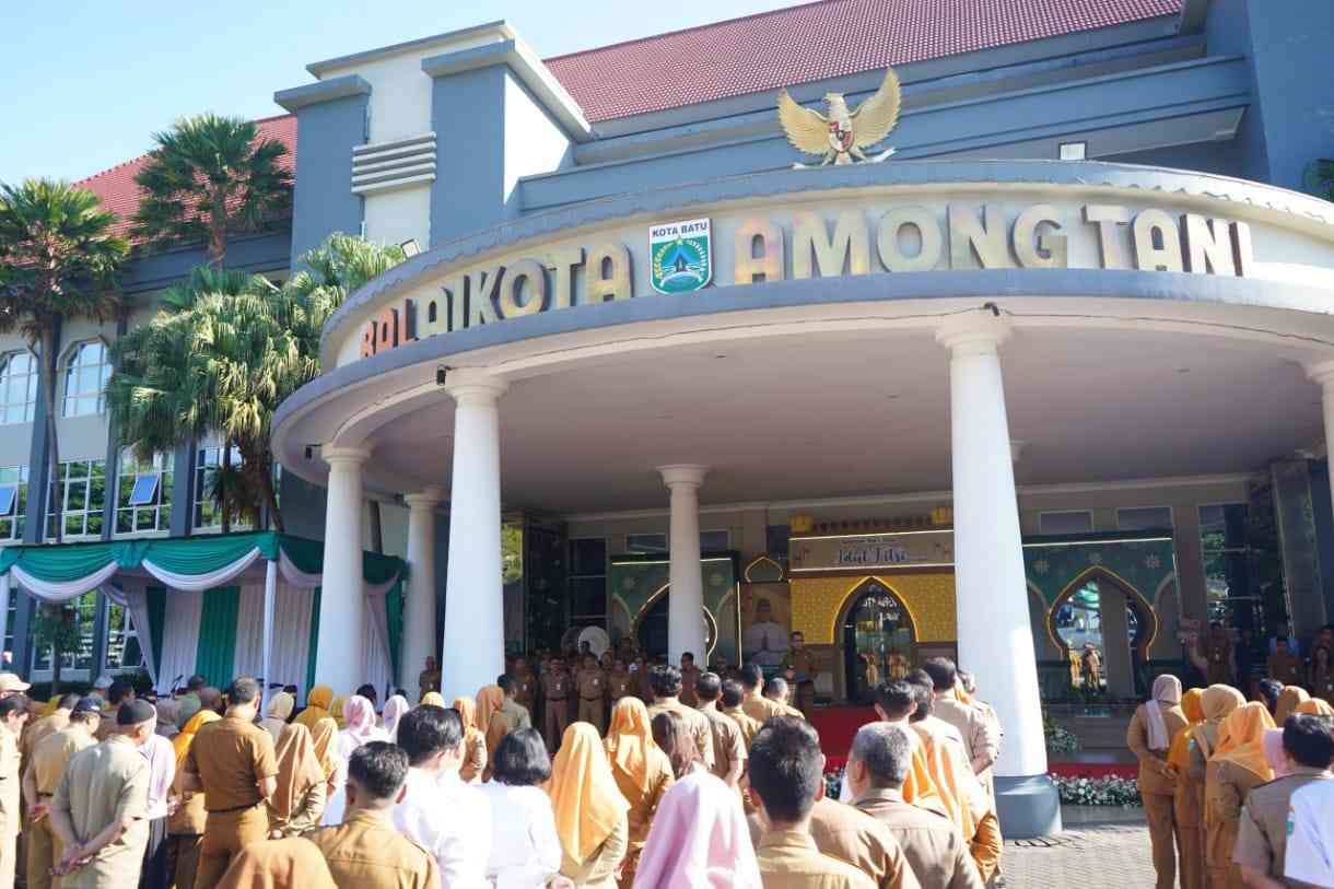 Wali Kota Batu Pimpin Apel dan Halal Bihalal Pasca Libur Idulfitri 2025