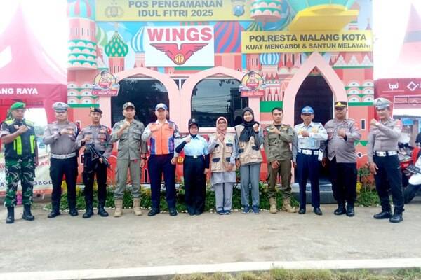 Babinsa Kedungkandang Monitoring Pengamanan Pospam Exit Tol Madyopuro