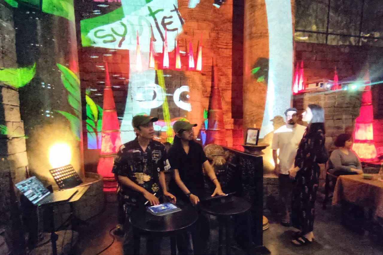 Serunya Festival Songkran Hotel Tugu Malang dengan Splash Water dan Visual Art