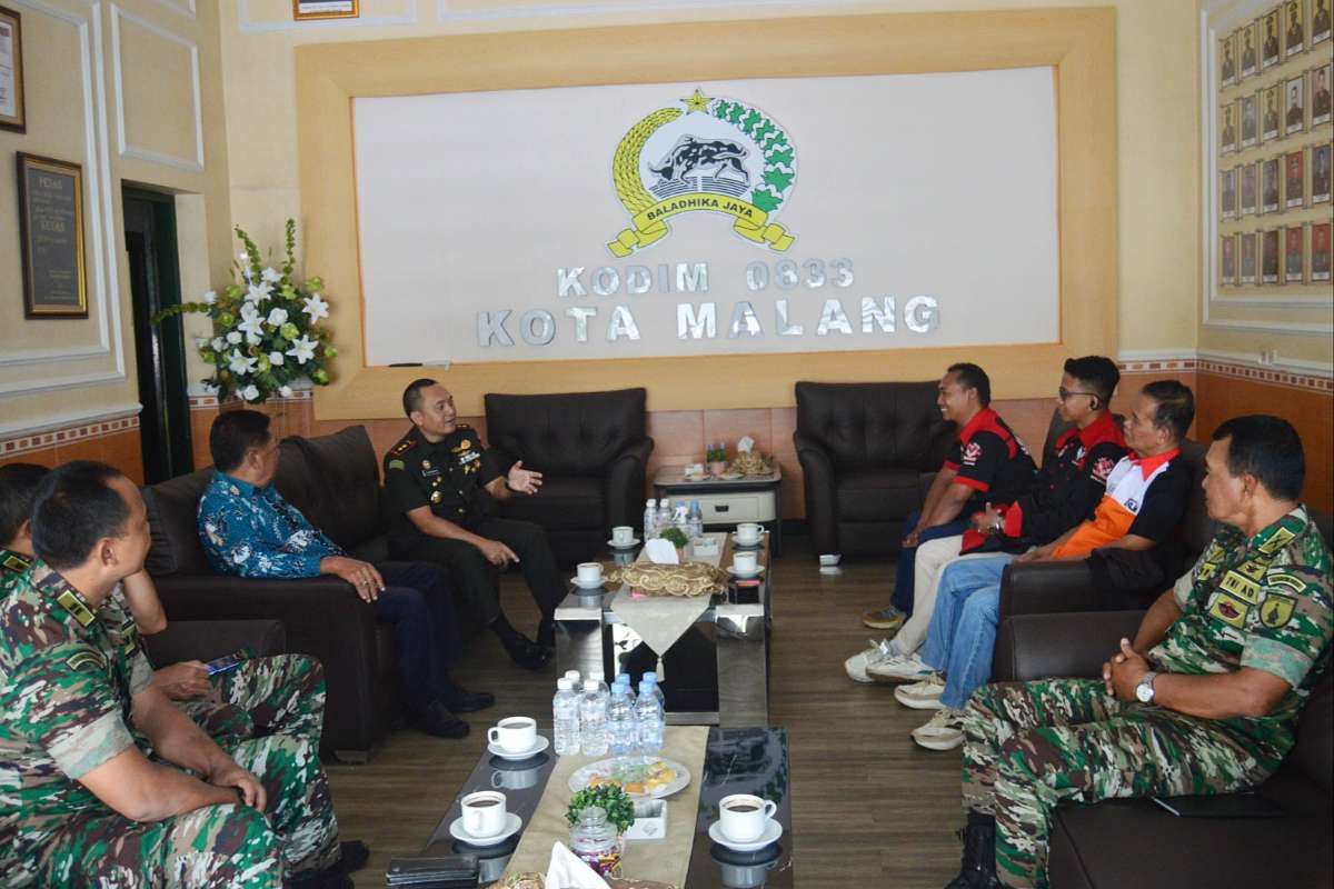 Dandim 0833 terima silaturahmi Serikat Buruh Kota Malang. (ist) - Dandim 0833 Terima Silaturahmi Serikat Buruh Kota Malang