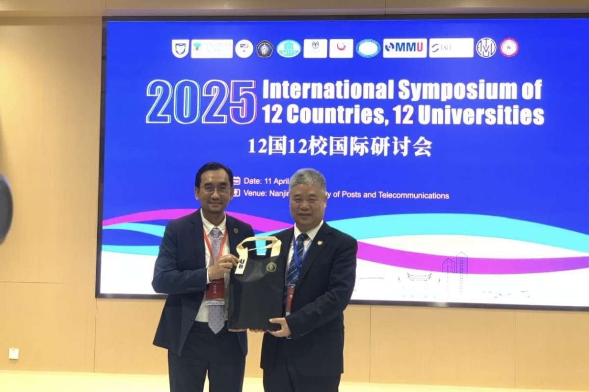 Forum International Symposium of 12 Countries di Nanjing University of Posts and Telecommunications (NJUPT), Tiongkok. (ist) - UB Tawarkan Model Perguruan Tinggi Berbasis AI di Forum Internasional 12 Negara