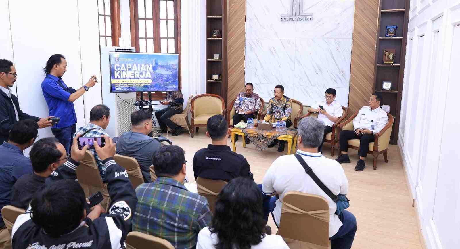 100 Hari Kerja, Kemenkum Jatim Terima 360 Permohonan Harmonisasi Rancangan Produk Hukum Daerah
