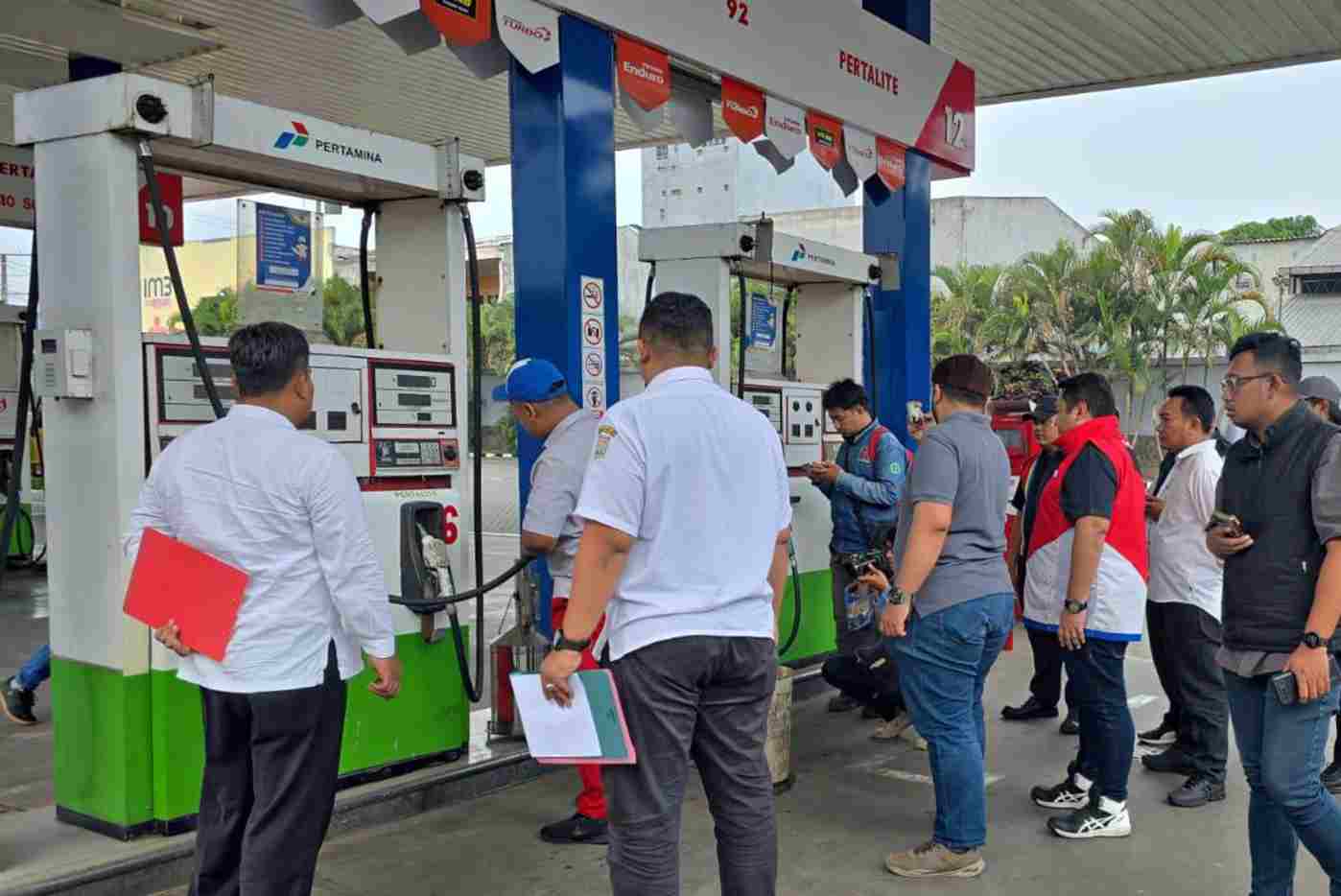 Viral Tidak Sesuai Ukuran, Polres Malang Periksa Langsung Takaran SPBU Lawang
