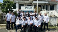 Komisioner dan Staff Sekretariat Bawaslu Kota Batu usai Apel memperingati Hari Jadi ke-17 Bawaslu. (ist) - Perjalanan 17 Tahun Bawaslu Konsisten Jaga Marwah dan Mengawal Demokrasi Indonesia