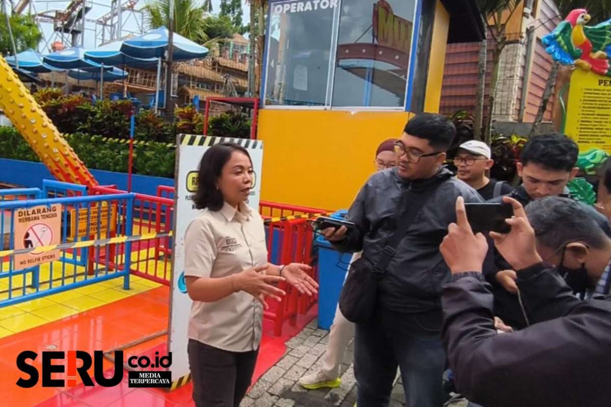 Manajemen Jatim Park memberikan keterangan kepada Awak Media. (Seru.co.id/dik) - Jatim Park Cover Pengobatan Korban Terjatuh dari Pendulum Sesuai Anjuran Dokter Rumah Sakit