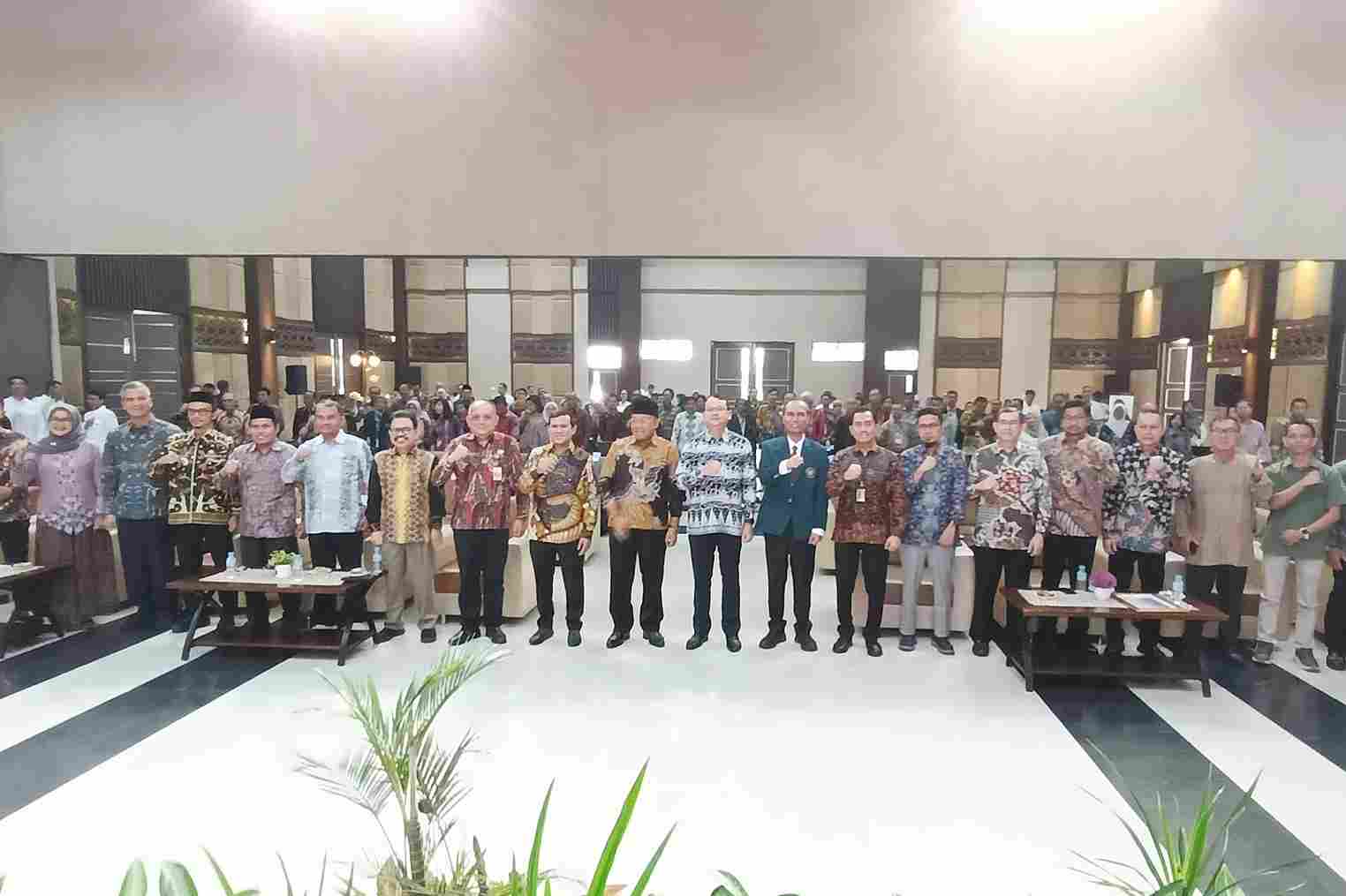 Rakernas Forum Wakil Rektor Bidang Akademik PTN Bahas Revisi Permendikbudristek 53/2023