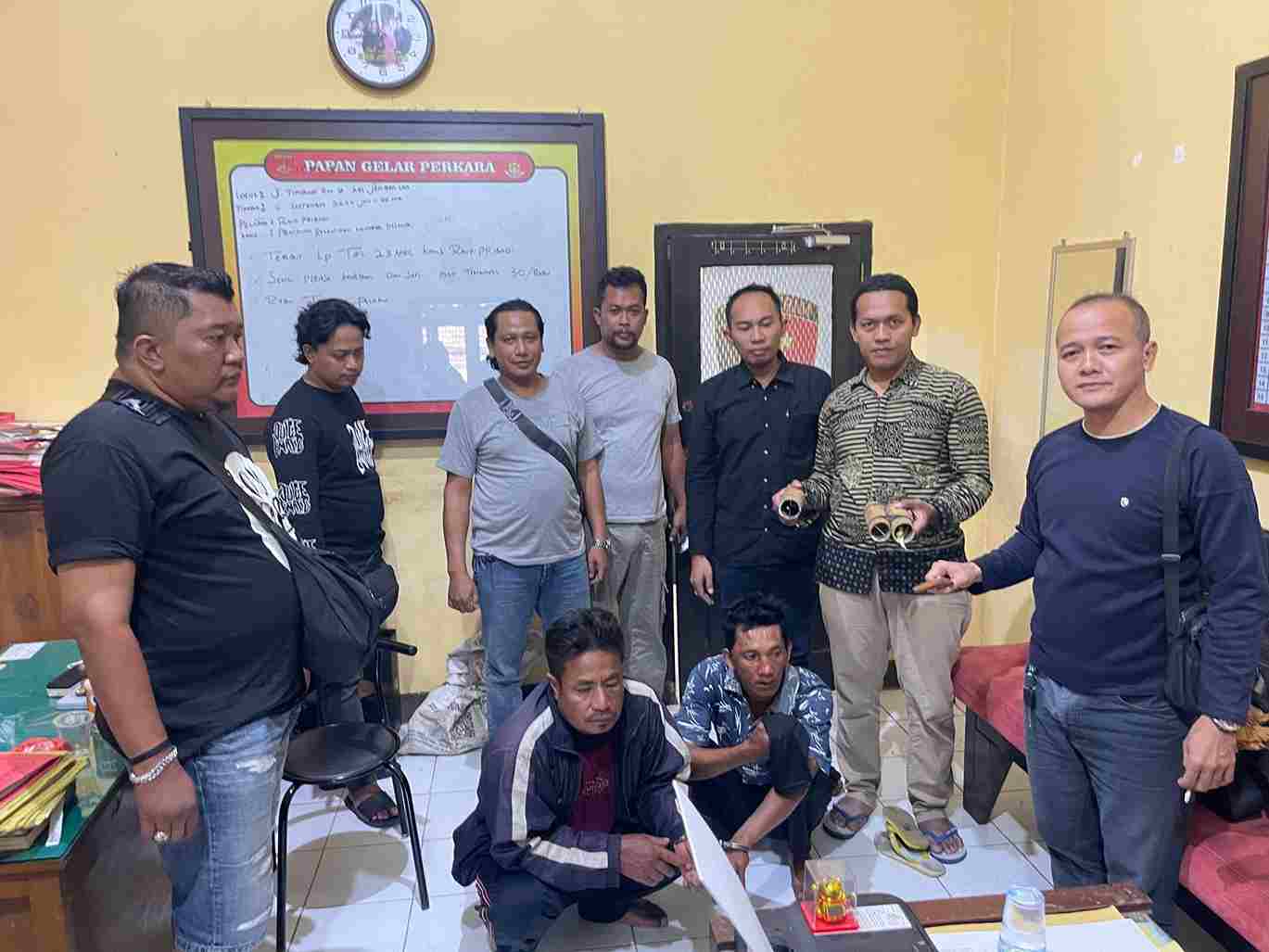 Curi Tiga Ekor Burung Kicau, Dua Pelaku Ditangkap Tim Gabungan Kepolisian di Jember