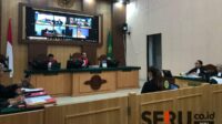 Persidangan kasus pencemaran nama baik yang dilakukan oleh Isa Zega terhadap Shandy Purnamasari. Saat menghadirkan saksi fakta, Nikita Mirzani. (Seru.co.id/wul) - Nikita Mirzani Beri Kesaksian, Isa Zega Minta Uang Miliaran Rupiah ke Owner MS Glow