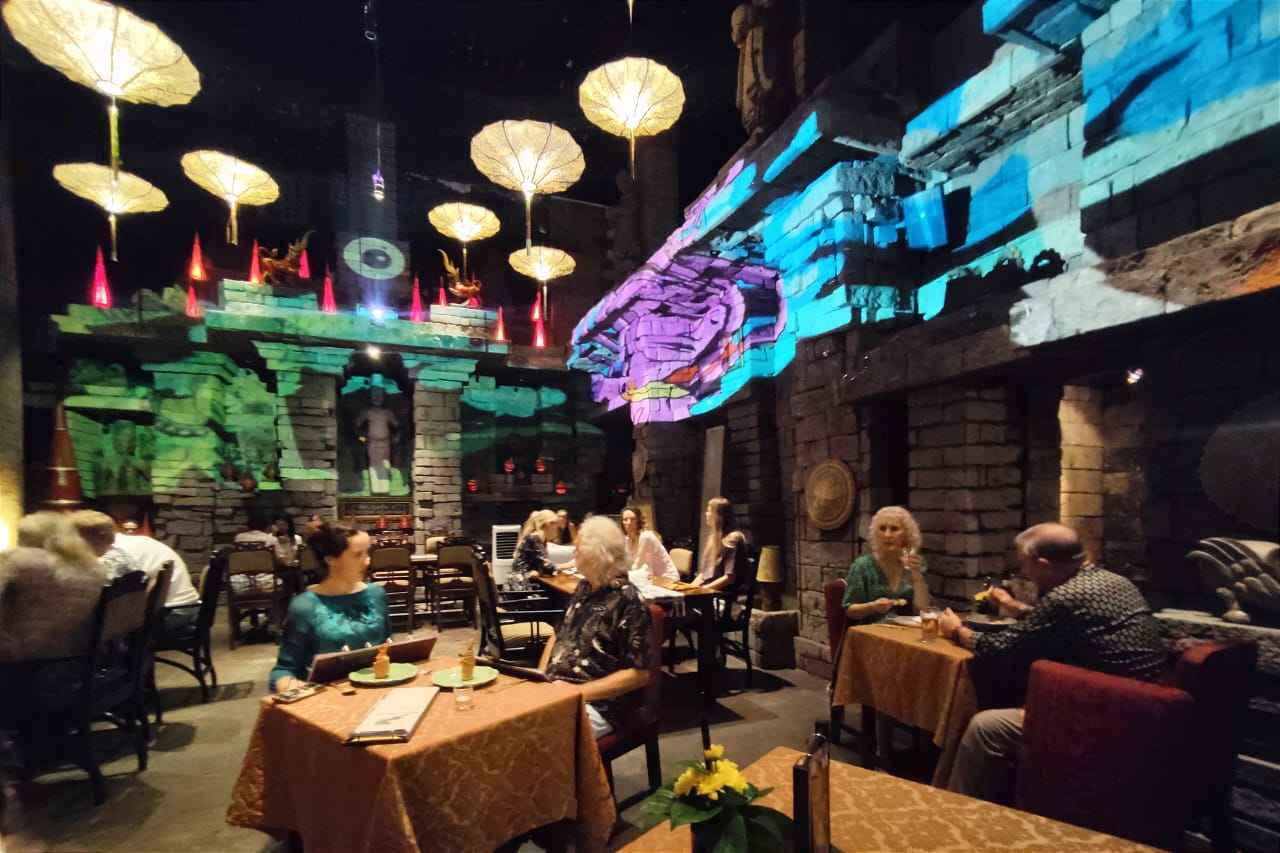 Serunya Festival Songkran Hotel Tugu Malang dengan Splash Water dan Visual Art
