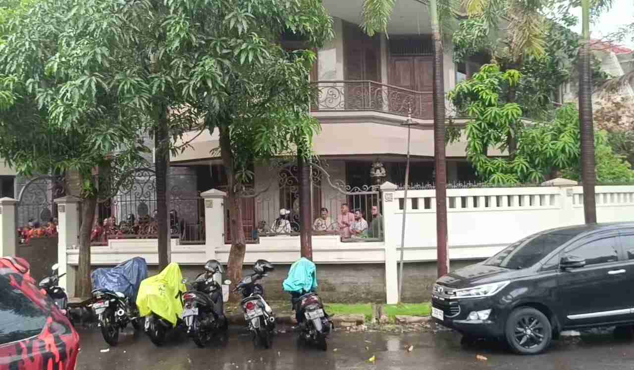 KPK Geledah Rumah Anggota DPD RI La Nyalla Mataliti, Keluarga Bantah Keterlibatan