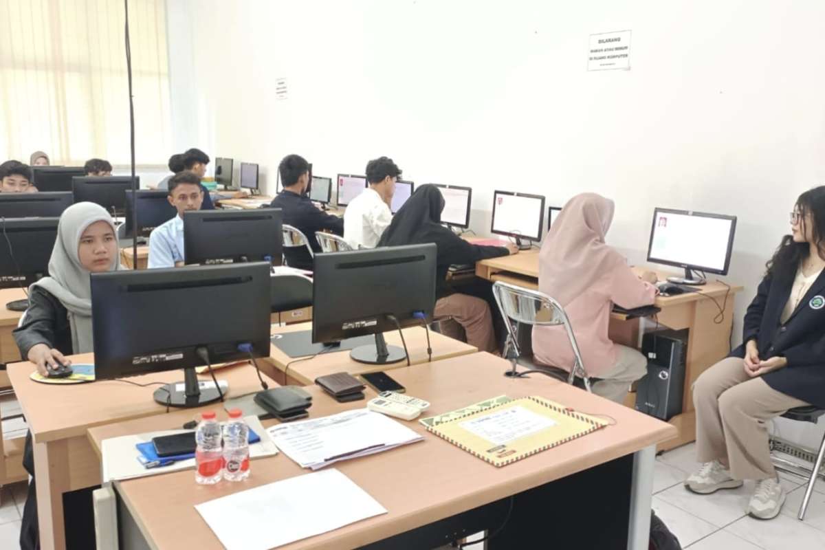 Sebanyak 14.826 peserta memilih UM sebagai lokasi ujian. (ist) - Rektor UM Tinjau Pelaksanaan UTBK SNBT 2025, Pastikan Layanan Optimal dan Berintegritas