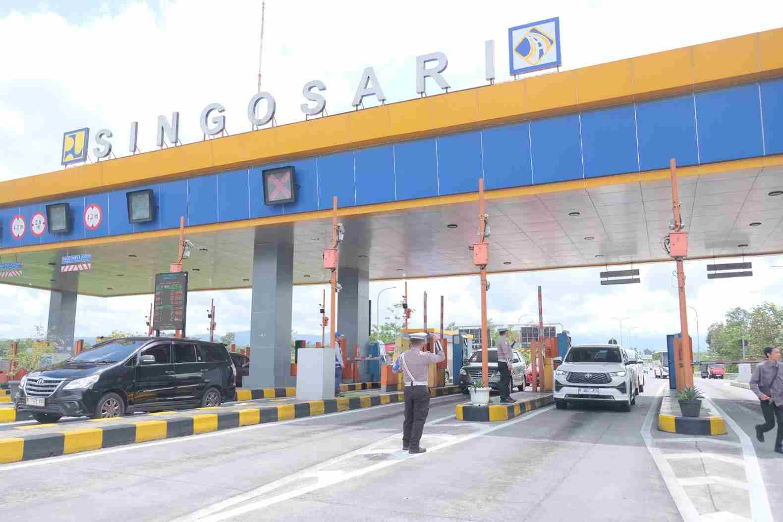 Puncak Arus Balik, 39.509 Kendaraan Tinggalkan Malang Melalui Tiga Gerbang Tol