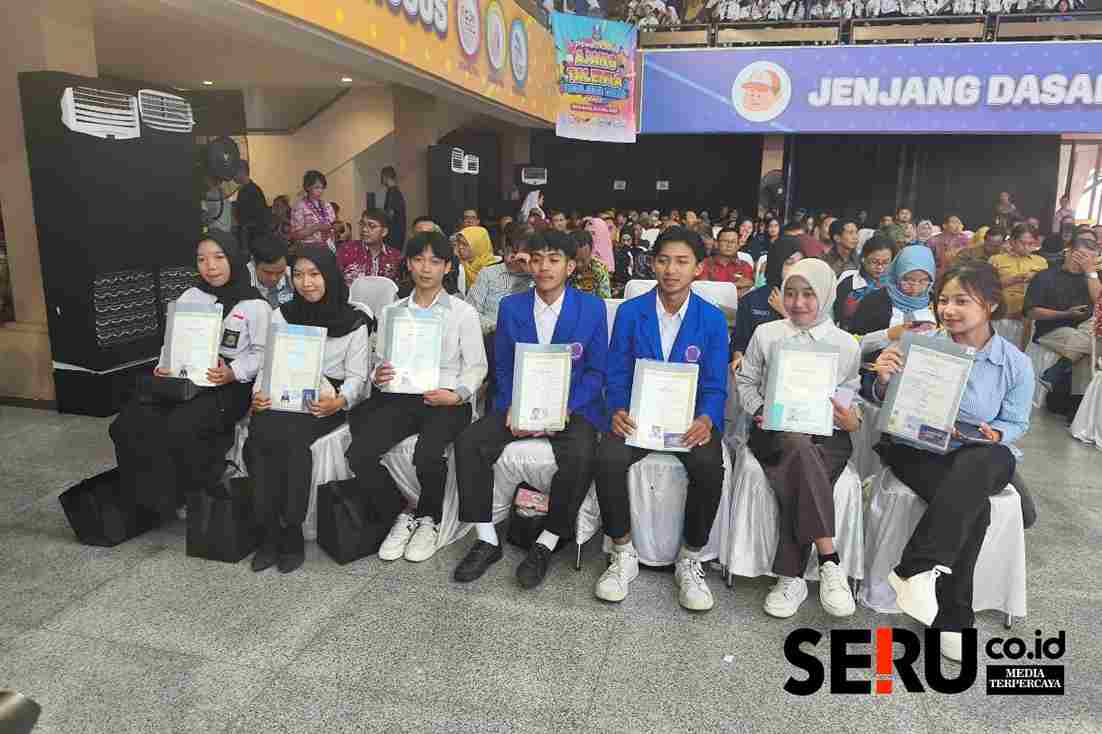 Gubenur Minta Masalah Ijazah yang Tertunda Dapat Tuntas Pada Akhir April