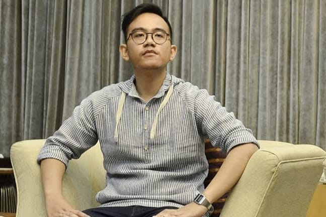 Tuntutan Forum Purnawirawan TNI Ganti Wapres Gibran Tuai Dukungan dan Kecaman