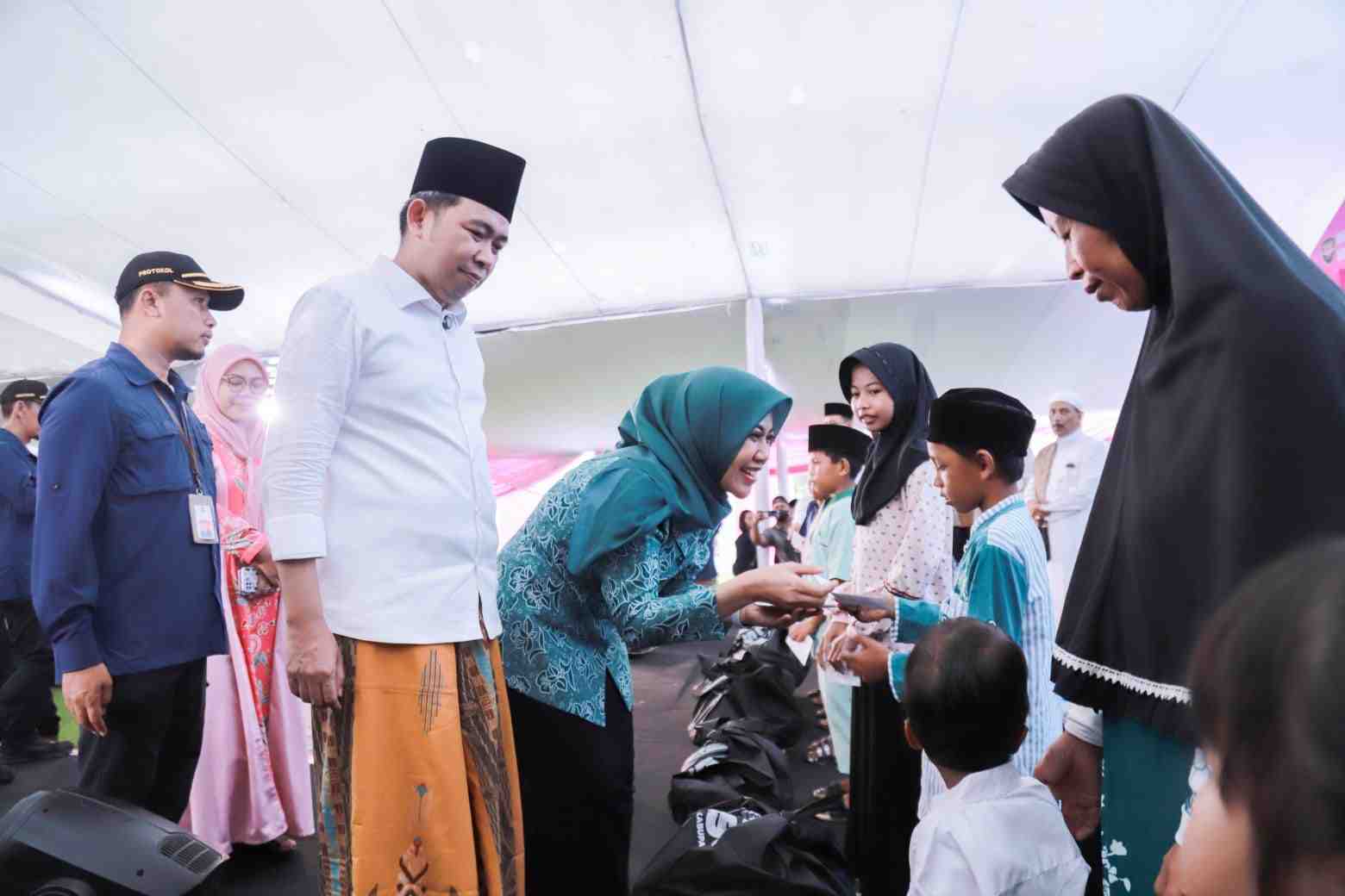 Bupati Jember Bawa OPD Menginap di Desa Dekatkan Pemerintah dengan Masyarakat