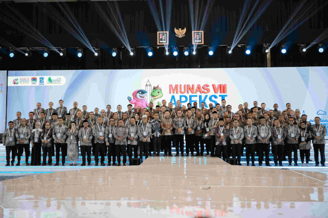 Munas VII APEKSI menjadi forum pembahasan penyesuaian arah program daerah dengan program pusat. (pro)
