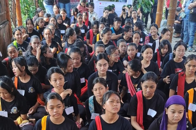 Para penari mengikuti audisi pembukaan Porprov IX Jatim di Kampung Budaya Polowijen. (ist)