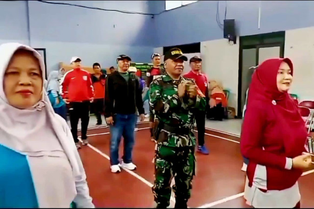 Babinsa Bandungrejosari Dukung Warga Senam Jantung Sehat Rutin