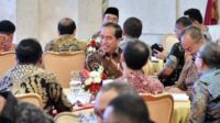 Tunjukkan Ijazah ke Polisi, Jokowi Diduga Sengaja Pelihara Isu Ijazah Palsu Agar Tetap Eksis