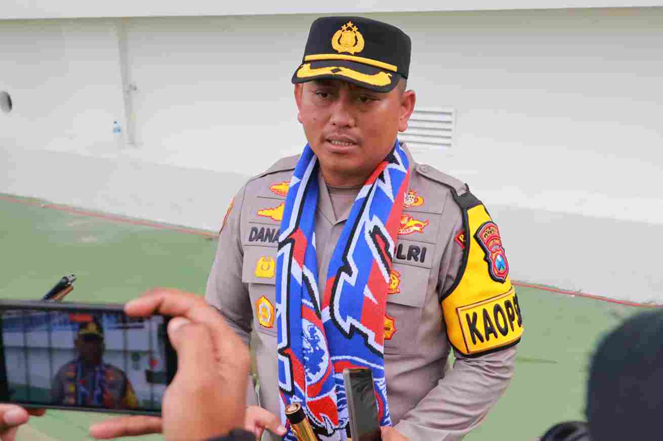 Polisi Selidiki dan Buru Pelaku Pelemparan Batu Terhadap Bus Rombongan Persik Kediri
