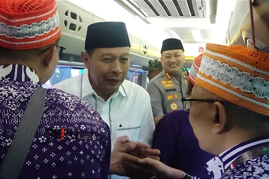 1.193 CJH Kota Malang Diberangkatkan Wali Kota Malang dan Forkopimda