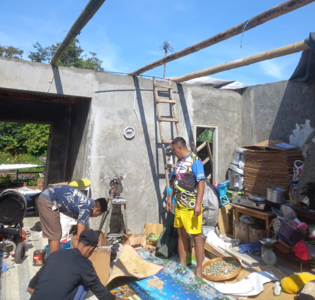 Tiga Rumah di Singosari Rusak Setelah Diterjang Hujan Disertai Angin Kencang