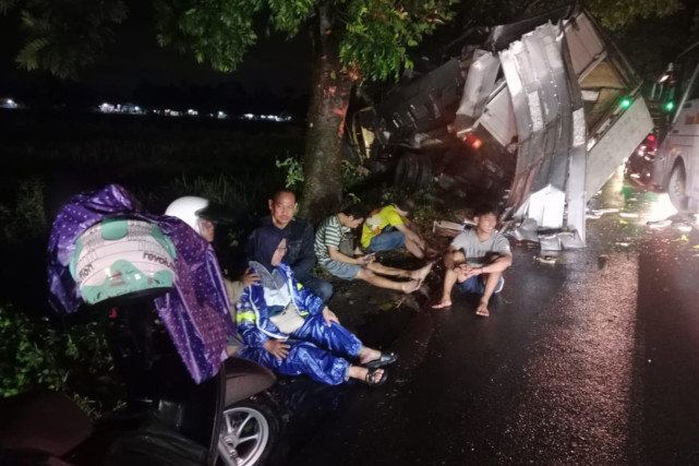 Dalam Waktu Berdekatan Dua Kecelakaan Lalu Lintas Terjadi di Kecamatan Sumberpucung