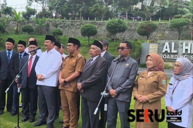 Sesi Door Stop Mensos dengan para Awak Media. (Seru.co.id/dik)