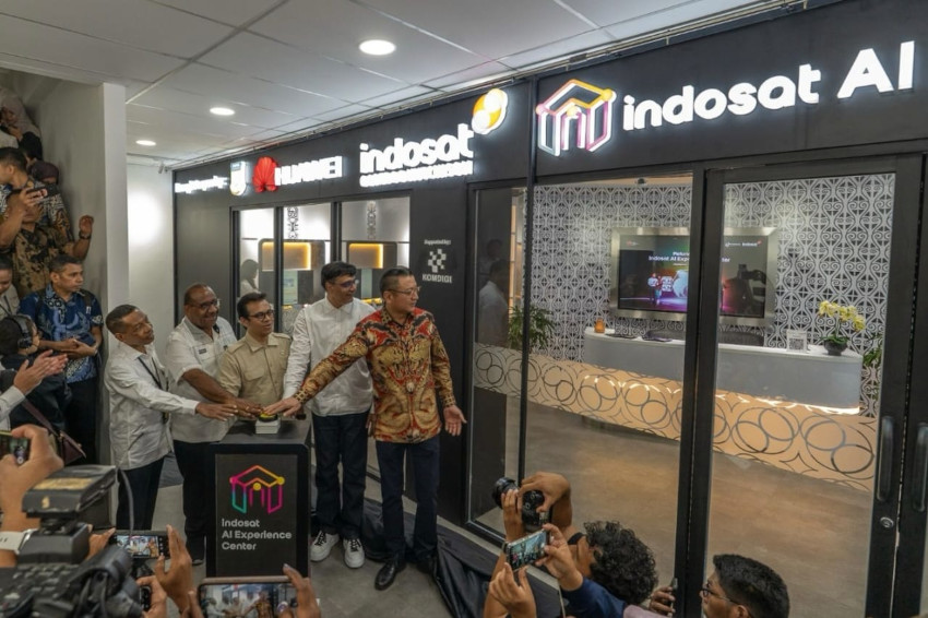 Indosat Resmikan AI Experience Center Pertama di Indonesia Timur pada Hari Kebangkitan Nasional