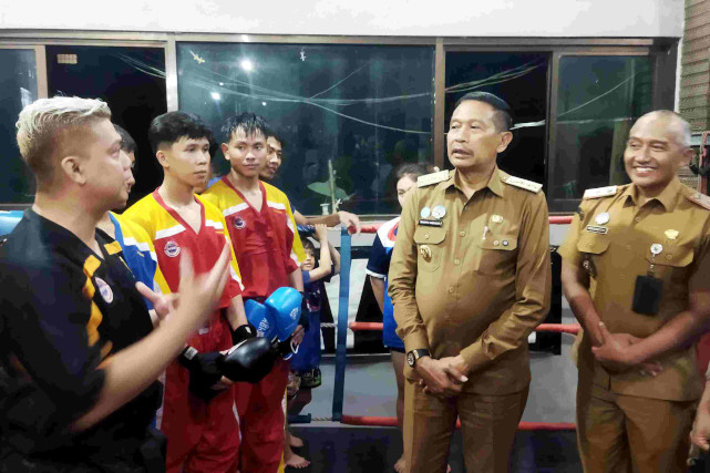 Wali Kota Target Kickboxing Kota Malang Raih Delapan Emas di Porprov IX Jatim 2025