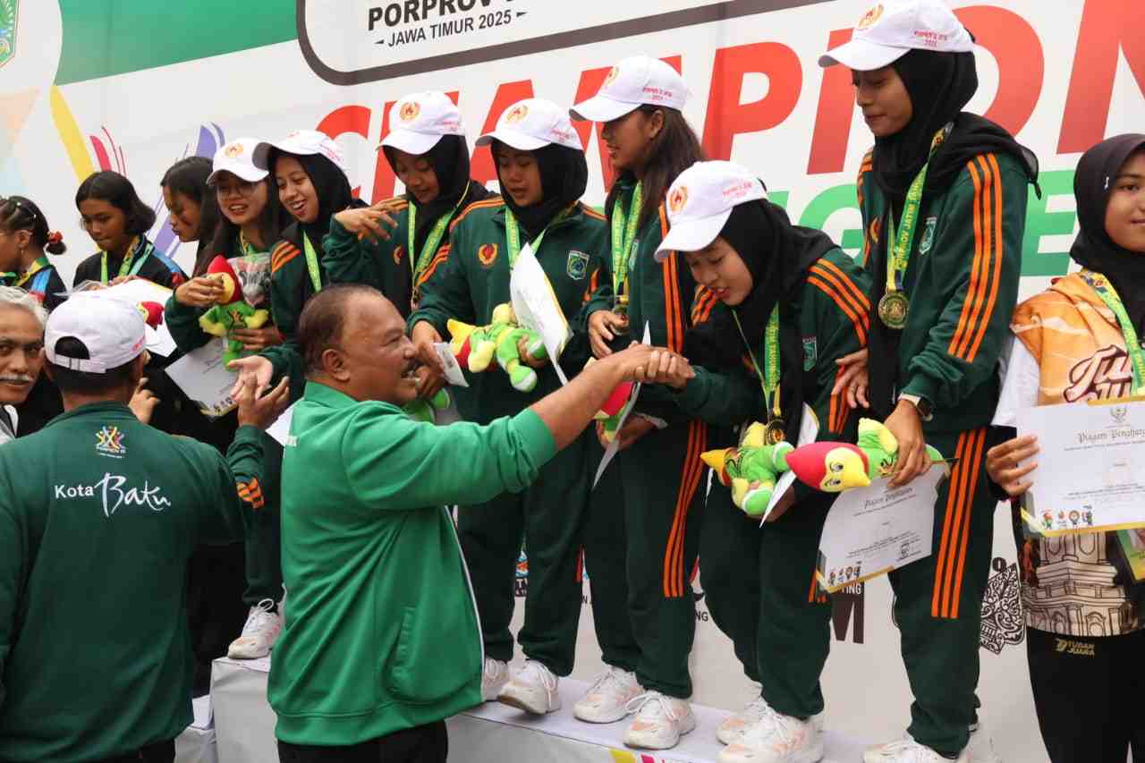 Tim Arung Jeram Putri Kota Batu Persembahkan Medali Emas Porprov IX Jatim 2025